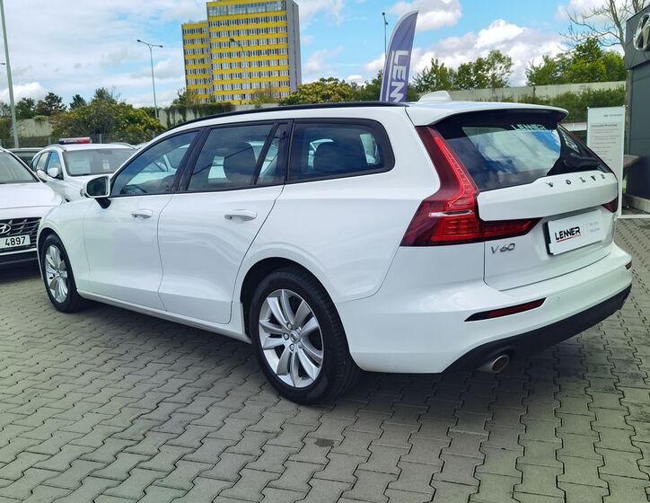 Volvo V60 7