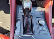Lexus RC 300h 31