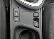 Toyota Yaris Cross 26