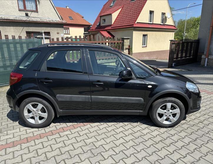 Suzuki SX4 2