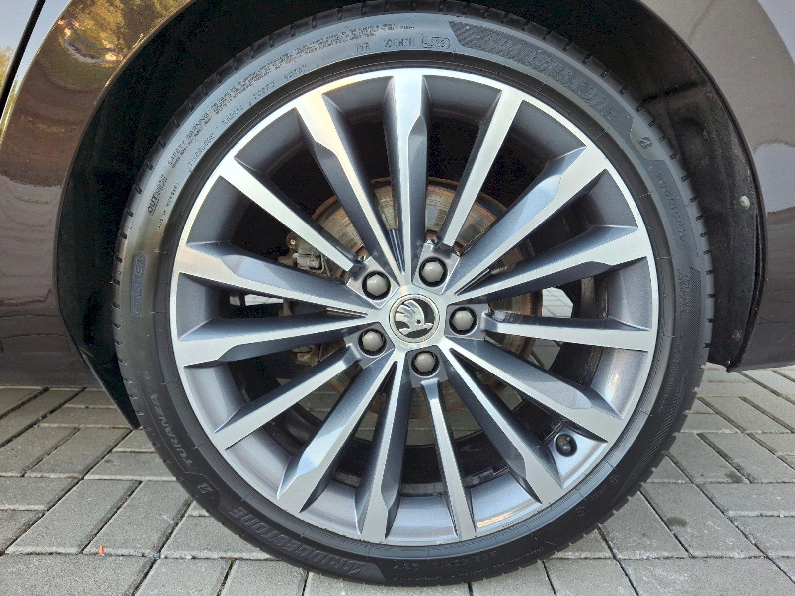 Škoda Superb