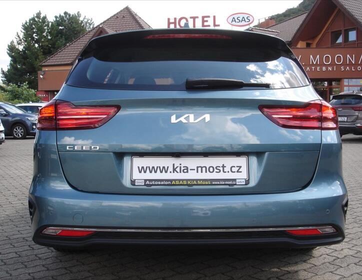 KIA Ceed 8