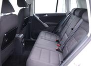 Volkswagen Tiguan 16