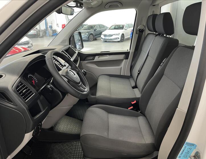 Volkswagen Transporter 13