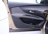Peugeot 5008 10