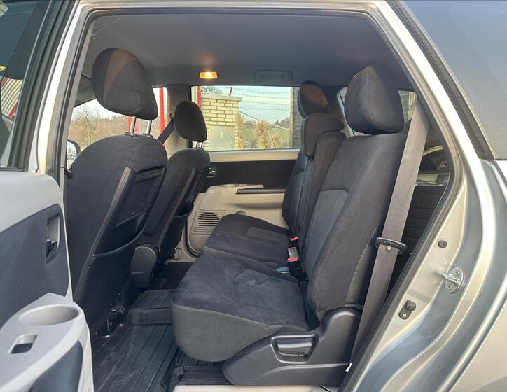 Mitsubishi Grandis 17