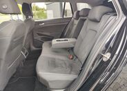 Volkswagen Golf 11