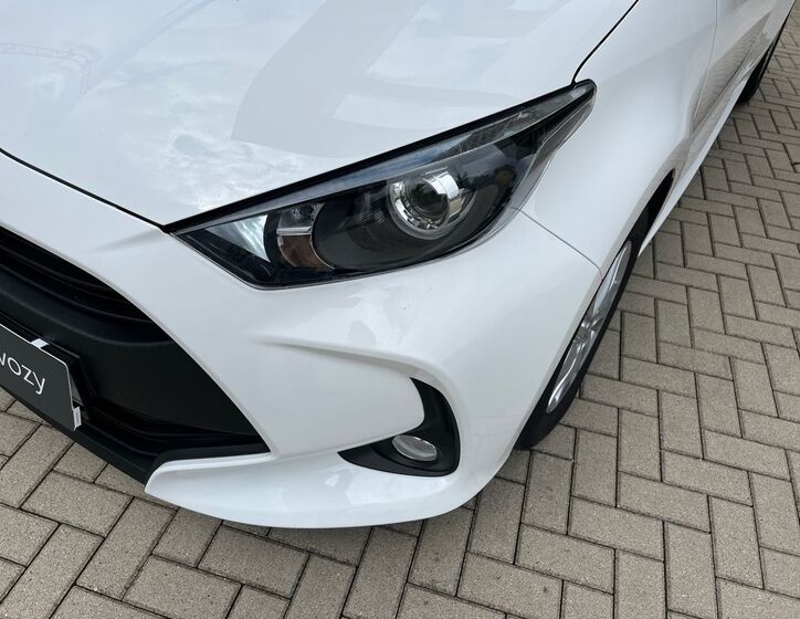 Toyota Yaris 10