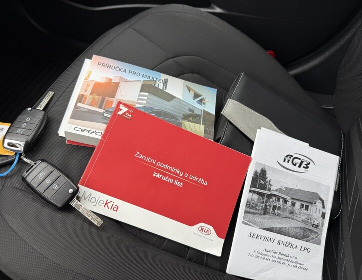 KIA Ceed 19