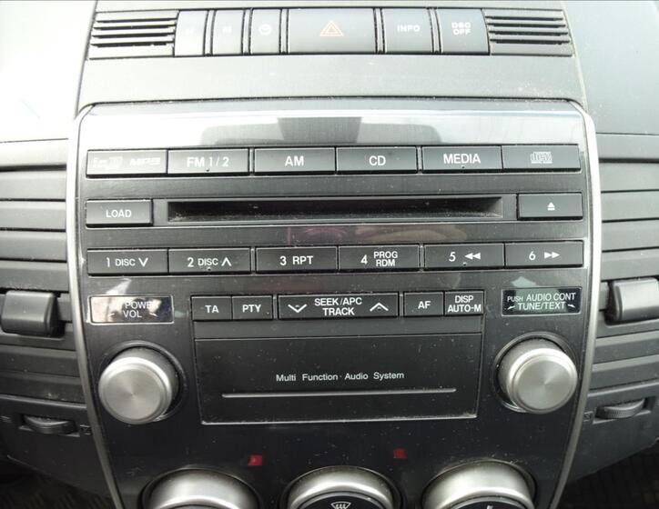 Mazda 5 32