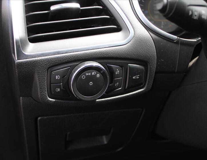 Ford S-MAX 27
