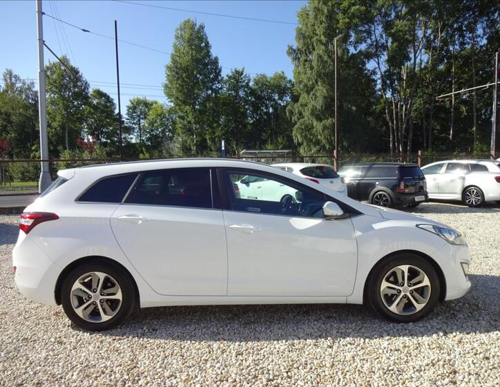Hyundai i30 8
