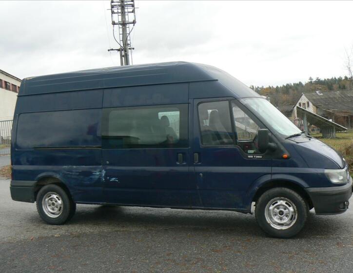 Ford Transit 7
