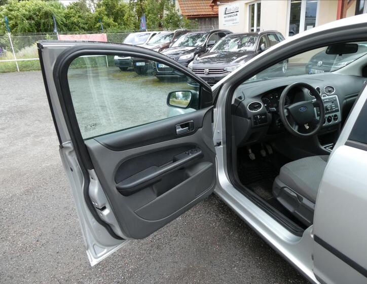 Ford Focus 13