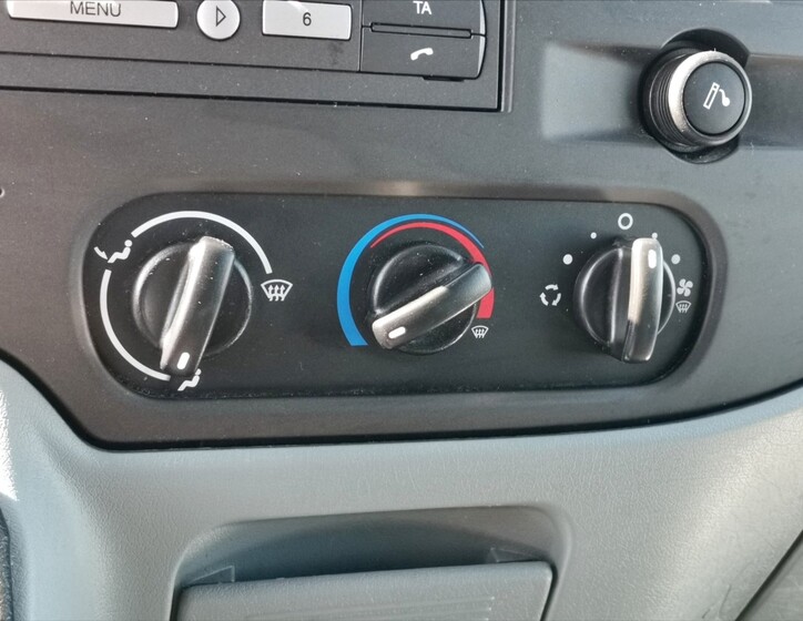 Ford Transit 11