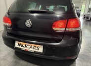 Volkswagen Golf 24