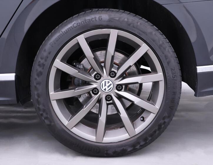 Volkswagen Passat 32