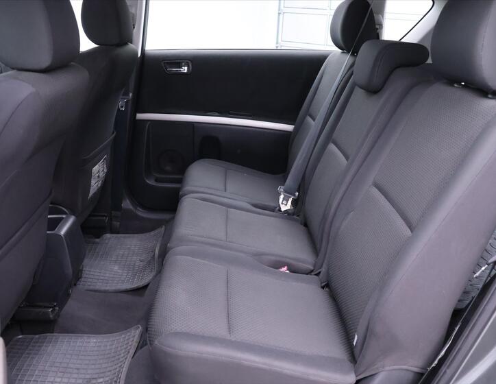 Toyota Corolla Verso 15