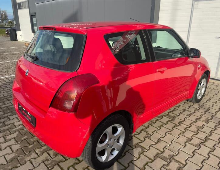 Suzuki Swift 4