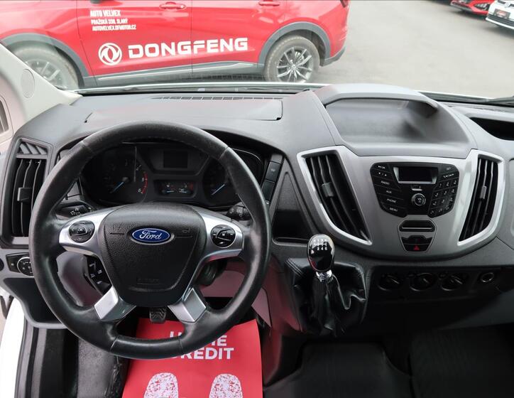 Ford Transit 16