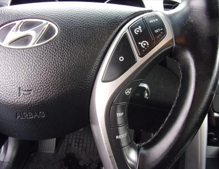 Hyundai i30 23