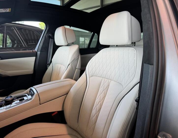 BMW X6 39