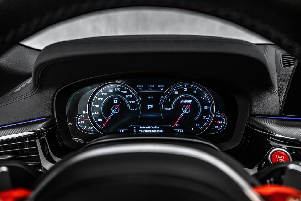 BMW M5