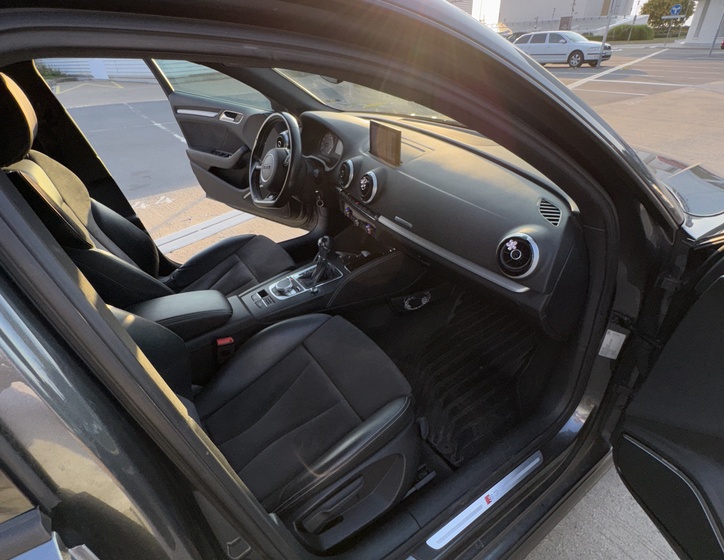 Audi S3 4