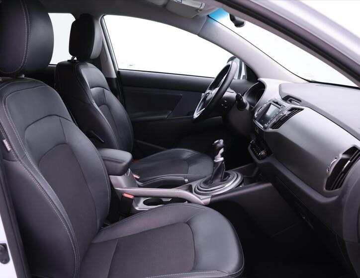 KIA Sportage 12