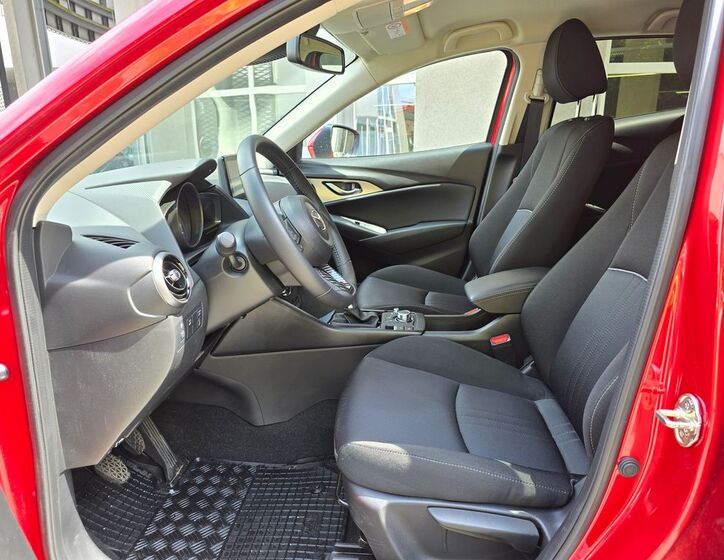 Mazda CX-3 9