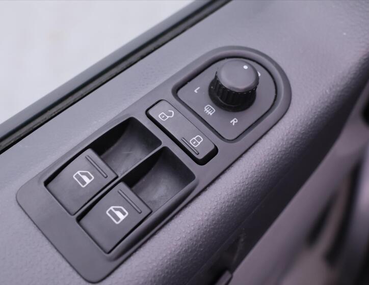 Volkswagen Transporter 16