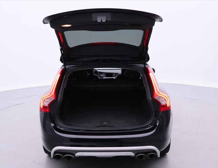 Volvo V60 9