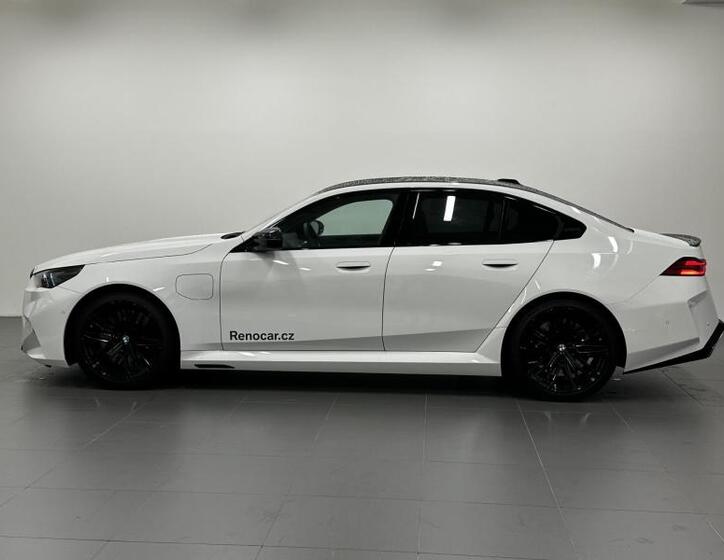 BMW M5 2