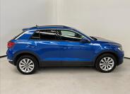 Volkswagen T-Roc 3