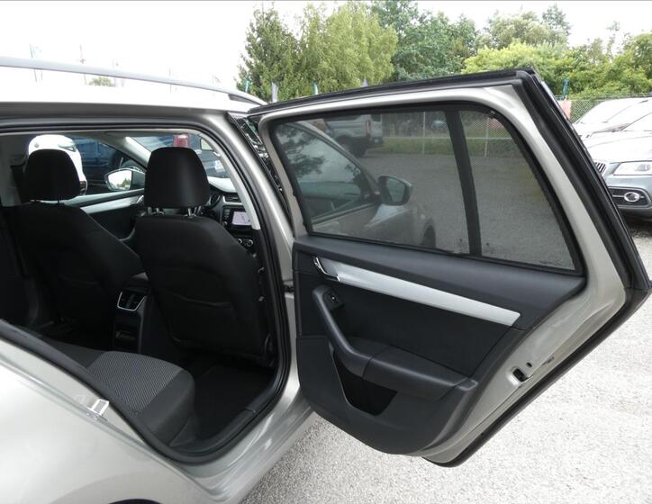 Škoda Octavia 25