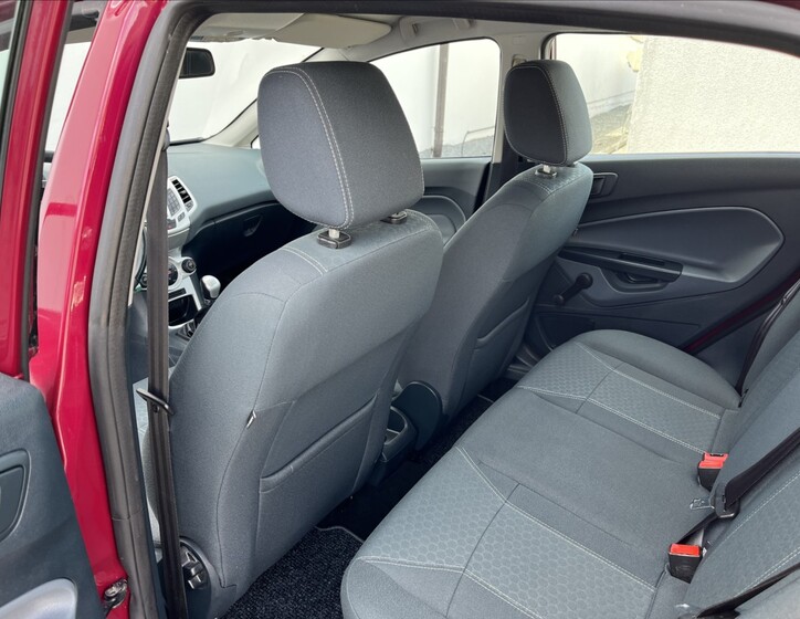 Ford Fiesta 17