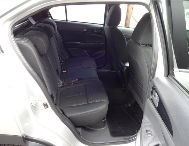 Mitsubishi Eclipse Cross 25