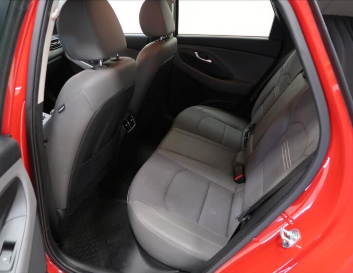 Hyundai i30 8