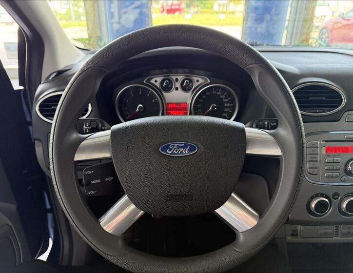 Ford Focus 13