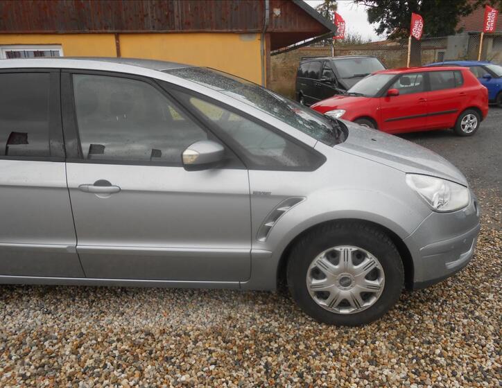 Ford S-MAX 4