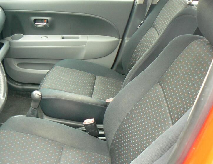 Daihatsu Sirion 10
