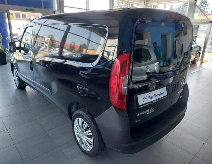 Fiat Dobló 4