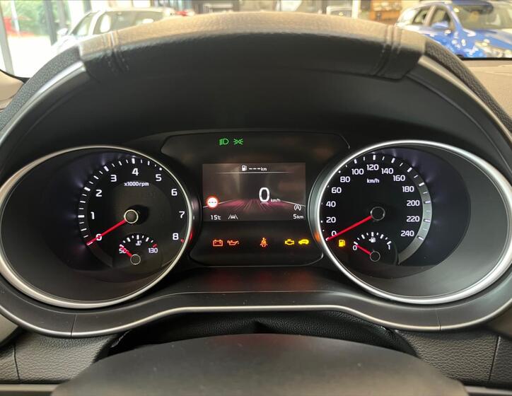 KIA Ceed 12
