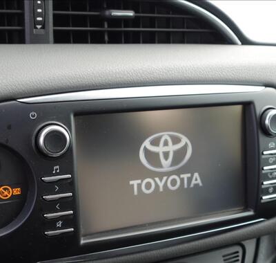 Toyota Yaris 17
