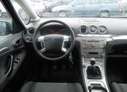 Ford S-MAX 13