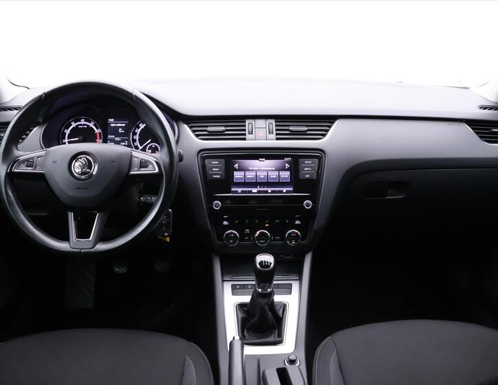 Škoda Octavia 21