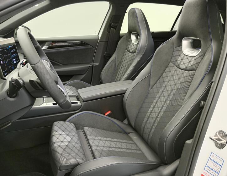 Volkswagen Passat 10