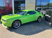 Dodge Challenger 6