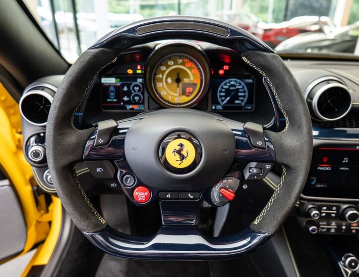 Ferrari Portofino 6