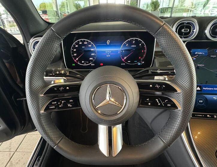 Mercedes-Benz GLC 12